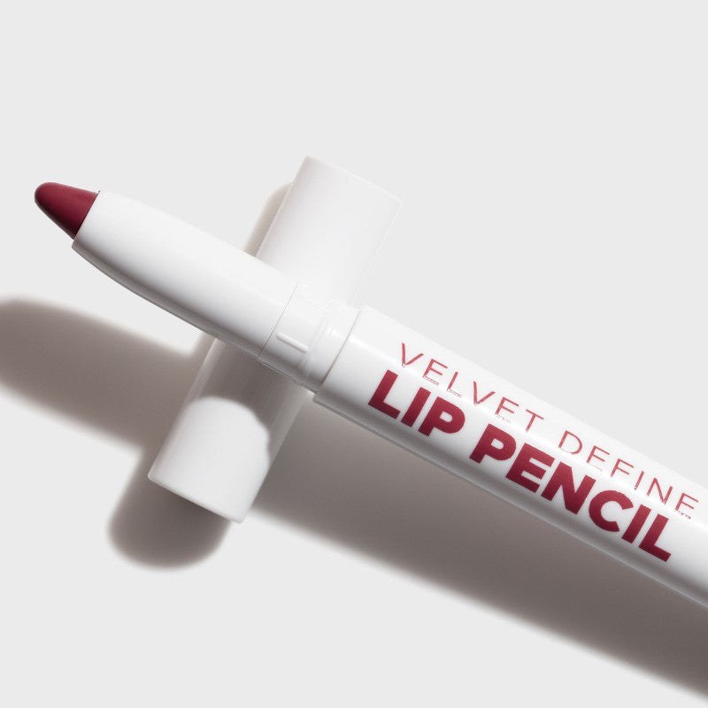 PLAYINN VELVET DEFINE LIP PENCIL